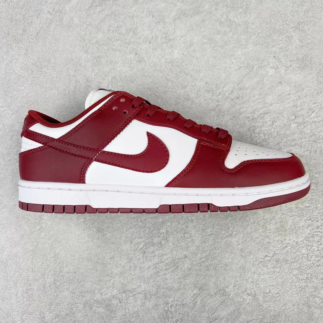 Nike Dunk SB